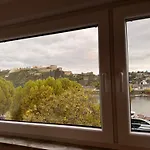 Rheinblick-apartment Snacks, Ambilight & Boxspringbett شقة