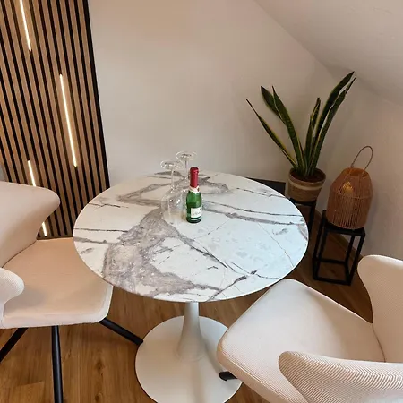 דירה Skylight I Ausblick, Snacks, Ambilight & Boxspringbett קובלנץ