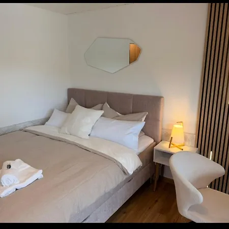 Rheinblick-apartment Snacks, Ambilight & Boxspringbett Appartement